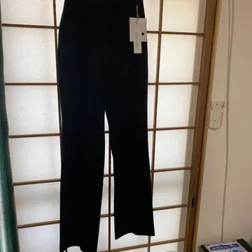 QUMUN 택 포함 새상품 블랙 플레어 팬츠