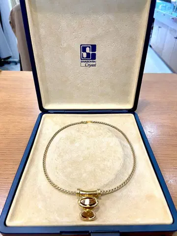SWAROVSKI Crysjal 스와로브스키 목걸이 케이스 포함