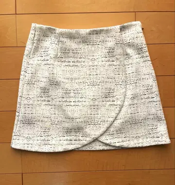 EMODA 에모다 큐롯 랩 팬츠 치마바지! S 사이즈! 화이트