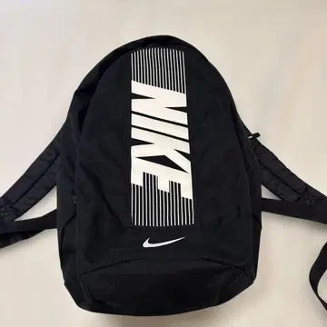 NIKE 럭색!