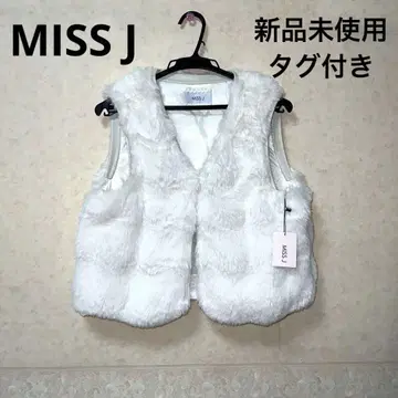 미사용 새상품 택 포함 MISS J 라핀 인조 모피 베스트