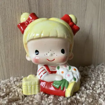1970년대 나이토 루네 Design 레어한 주근깨 여아 저금통