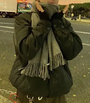 MFC x DICKIES 블랙 컬러 후드티