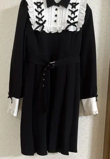 디어마이러브 요크 레이스업 플리츠 벨트 원피스 무릎 위 기장 M