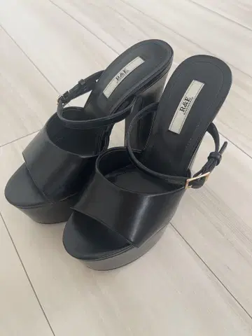 R&E 샌들 S 사이즈