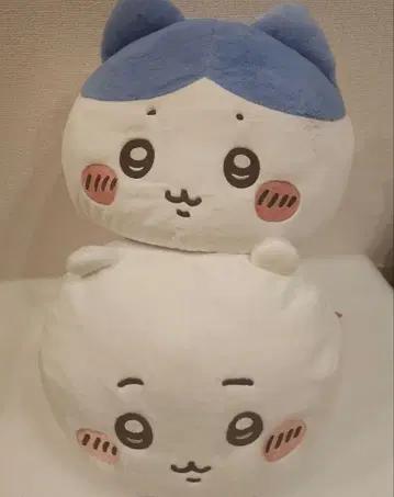 새상품 택 포함 치이카와 프리미엄 돔 쿠션 치이카와 하치와레