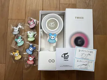 TWICE 응원봉