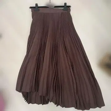 프레이 아이디 비대칭 플리츠 스커트