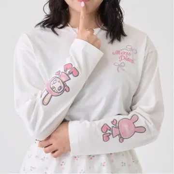 메조 피아노 베리에짱 긴팔 소매 아플리케 T셔츠