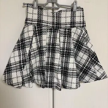 AnMILLE 안미르 하이웨스트 턱 플레어 SK