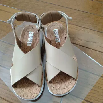CAMPER 올가 가죽 크로스 샌들
