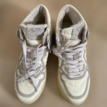 j.s luxe [ AUTRY ] MEDALIST MIDDLE NYLON