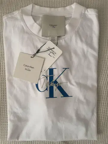 캘빈클라인 calvin klein 티셔츠 XS 사이즈