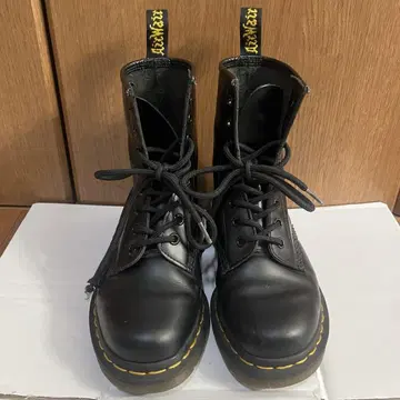 Dr.Martin 닥터마틴 8홀 부츠 UK3 22cm