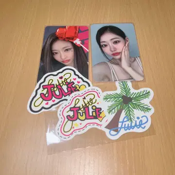 KISS OF LIFE 줄리 트레이딩 카드 세트