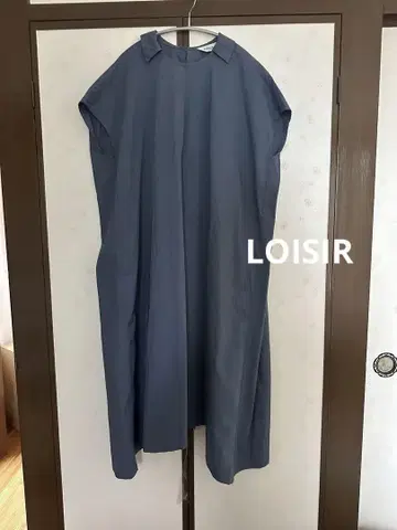 로와지르 LOISIR 슬리브리스 셔츠 원피스 블루 네이비
