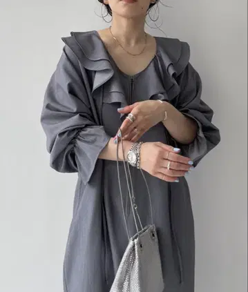 프릴 올인원 그레이