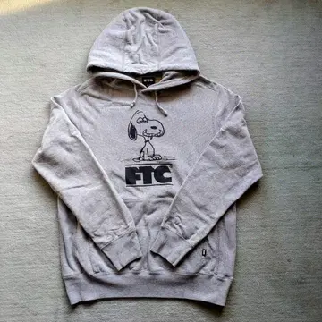 FTC 스누피 후드티 PEANUTS