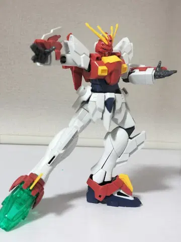 HG 블레이징 건담