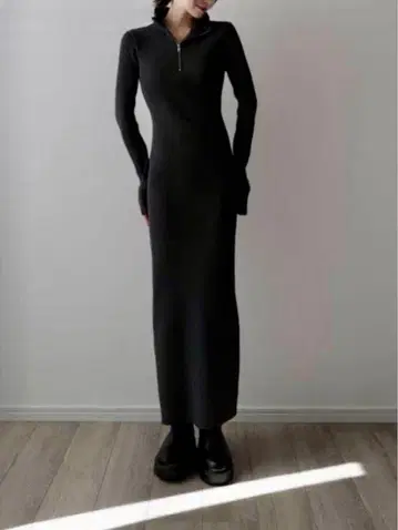 maison celon 하프 지퍼 리브 니트 롱 드레스