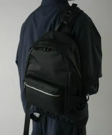 ONE SHOULDER SLING DAYPACK [리몬타/아노네이]