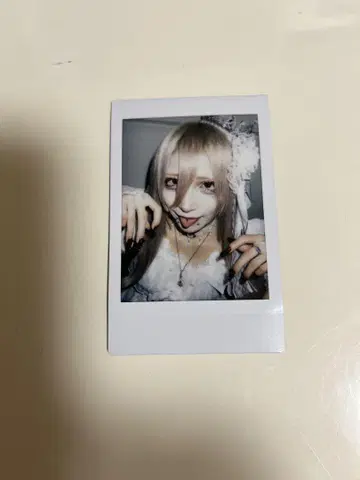 마큐로 보라색 월령 렌게 코스프레 폴라로이드
