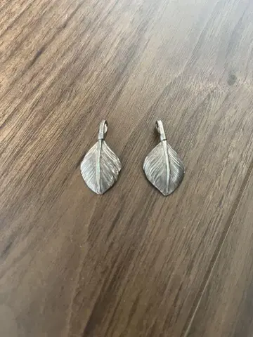 고로즈 하트 페더 좌우