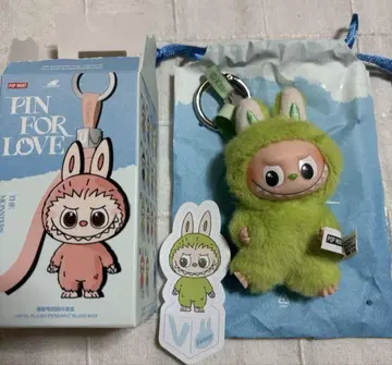 LABUBU PIN FOR LOVE 봉제 인형 펜던트 V