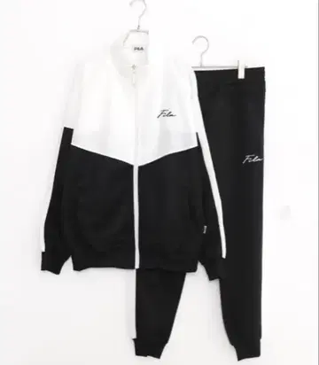 FILA 저리 상하의 세트