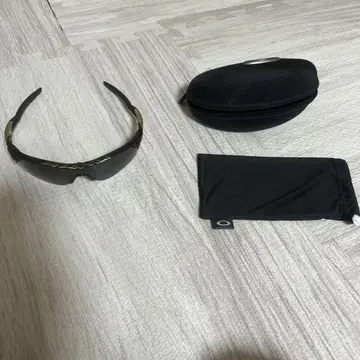 OAKLEY 한정판 색상 레이더락 패스