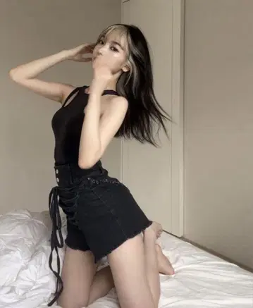 melt the lady 메디벌 숏팬츠