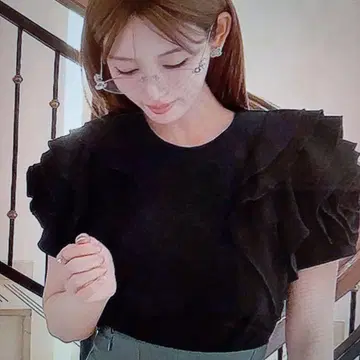 Rady 프릴 블랙 반팔 상의 프리 사이즈 미사용 새상품