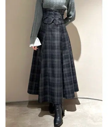 [새상품] dazzlin 벨트 코르셋 레이스업 스커트 체크 무늬 XS