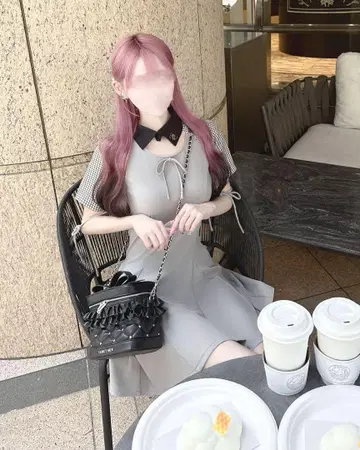 미셸 마카롱 HONEY MEW 슬릿 앙상블 원피스