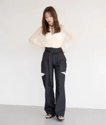 라피메 컷 아웃 데님 팬츠
