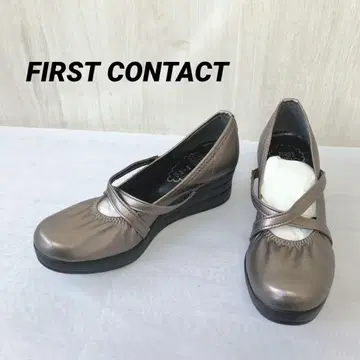 FIRST CONTACT 펌프스