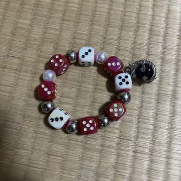 계속 한밤중이면 좋을 텐데. 팔찌  Dice Bracelet (Red)