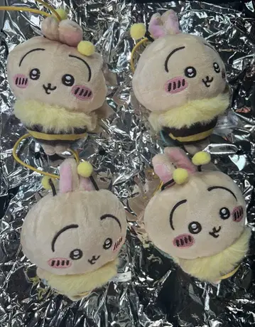 치이카와 (먼작귀) 세븐일레븐 하치 씨 봉제 인형 토끼 4세트