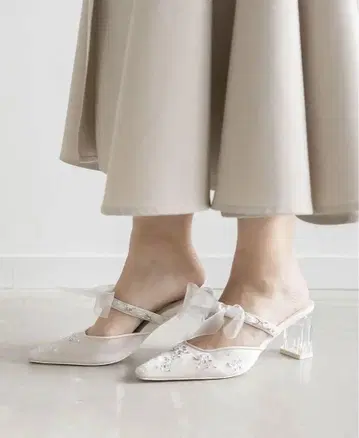 란다 시어 리본 비쥬 뮬 펌프스 L