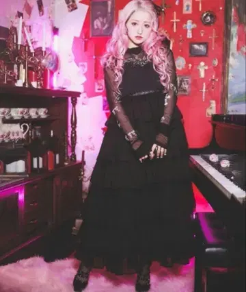 AVENCHUMU Love tiered dress one piece