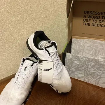 미사용 새상품 Inov-8 트레이닝 슈즈