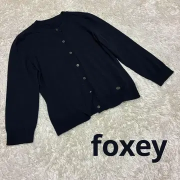 foxey 가디건 38 플레이트 로고