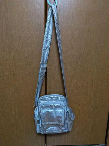 니코앤드 숄더백