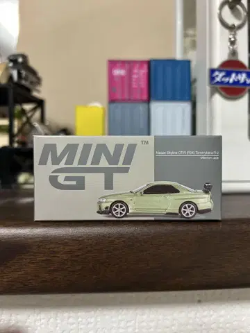 MINIGT 64/1 닛산 스카이라인 R34