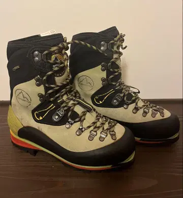 LA SPORTIVA 스포르티바 네팔 에보 사이즈 39