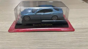 1/64 교쇼 Maserati Quattroporte 미니카