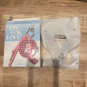 POP MART PIN FOR LOVE 키링 P