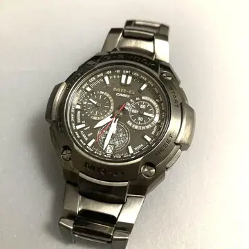G-SHOCK MRG-8000B