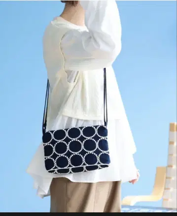 미나 페르호넨 BEAMS tambourine 파우치 하자 있음