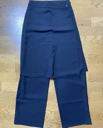 스커트 같은 팬츠?